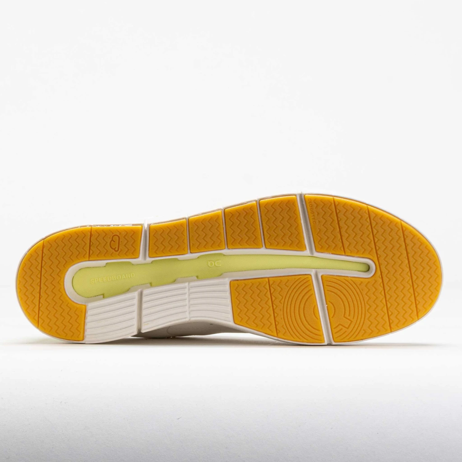 On Running On The Roger Centre Court 2 Women's White/Limelight 6 On Running On The Roger Centre Court 2 Women's White/Limelight - Image 4