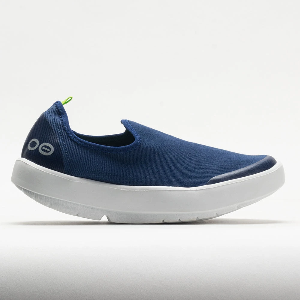 OOFOS OOmg EeZee Women's White/Navy 3 OOFOS OOmg EeZee Women's White/Navy