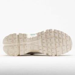 On Running On Cloudrock Low Waterproof Women's Ivory/Ivory 11 On Running On Cloudrock Low Waterproof Women's Ivory/Ivory -Hoka Shoes Sale 631699 4